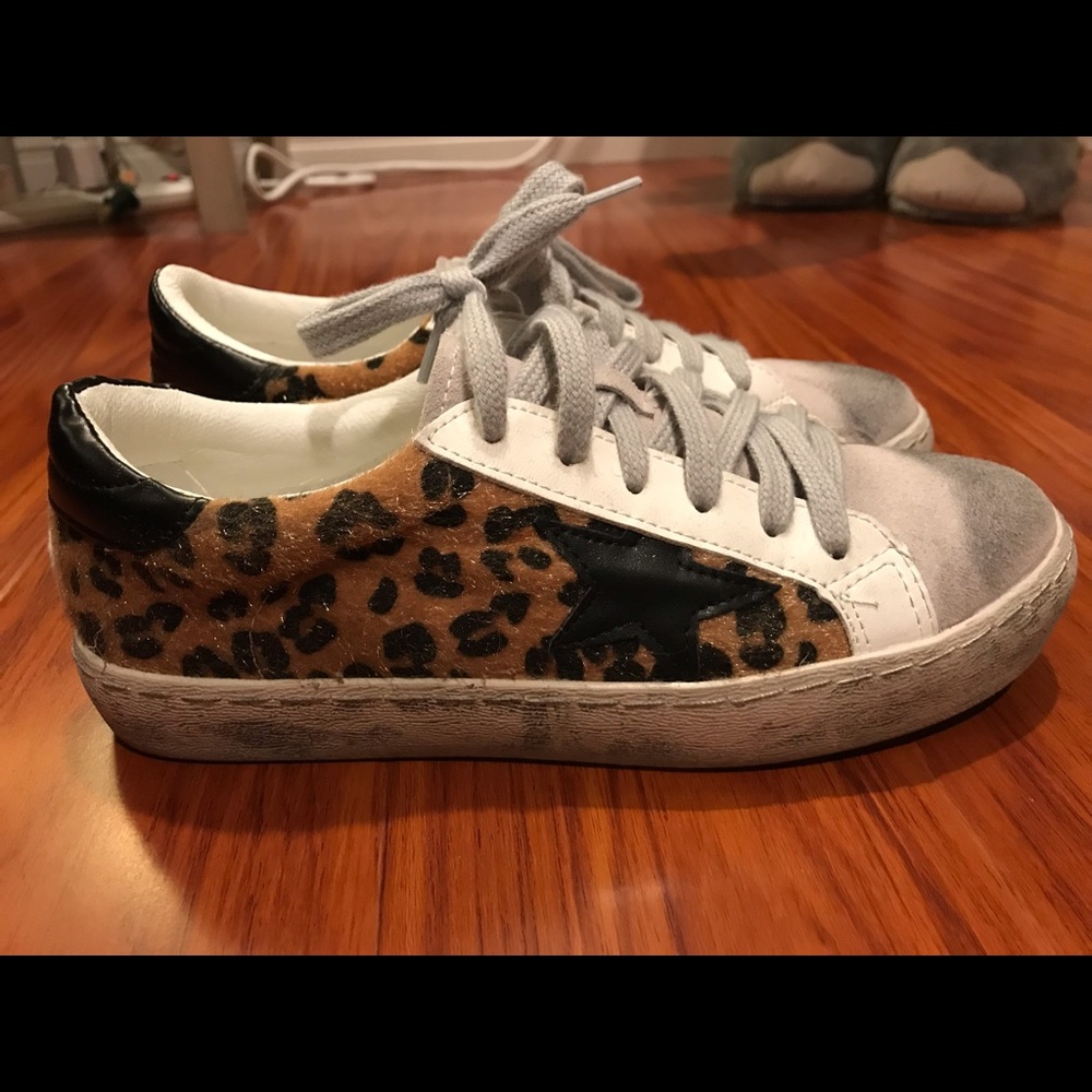 Star cheetah sneakers
